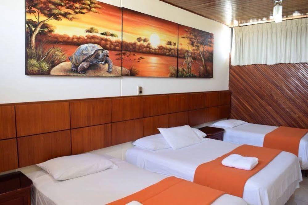 Hoteles en Guayaquil - Suites Guayaquil Cerca del Aeropuerto Exterior foto
